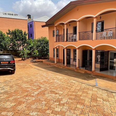 Villa contemporaine Yaoundé Esterno foto